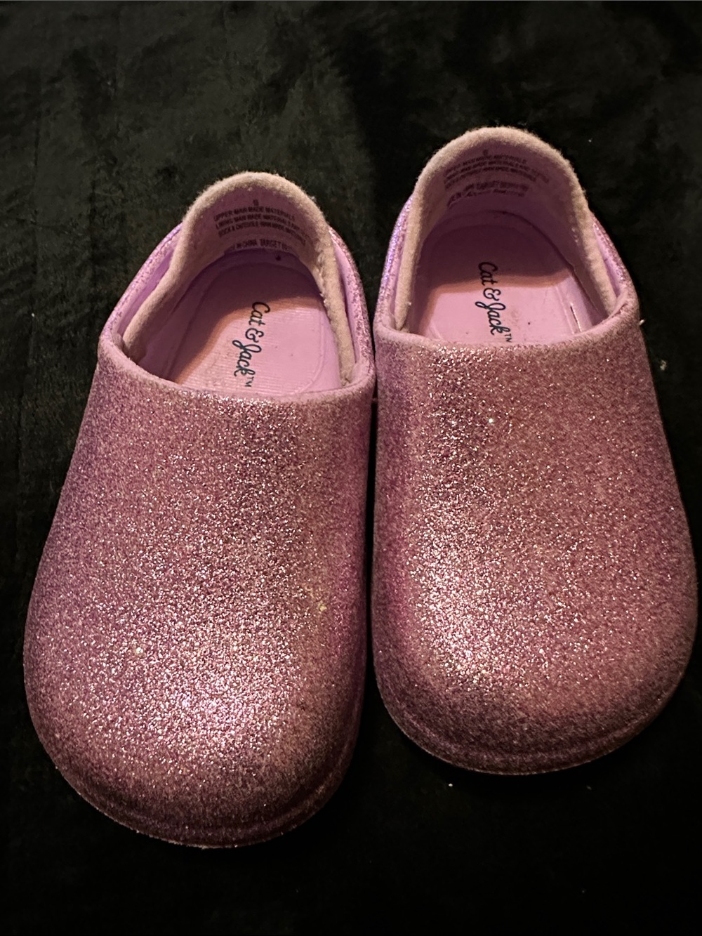 Cat & Jack Girls' Pink Glitter Slip-On Shoes w/back ( see photos) Size 6 cushion